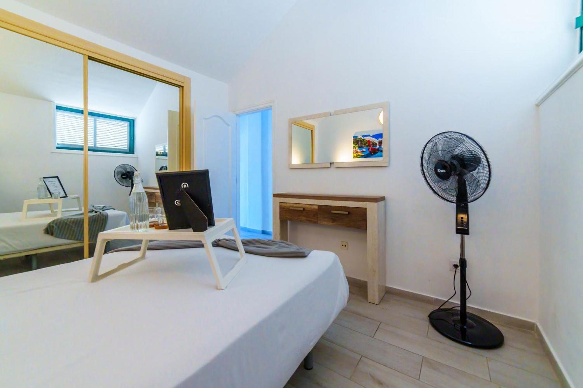 Precioso Y Confortable Apartamento En El Sur Арона Екстериор снимка